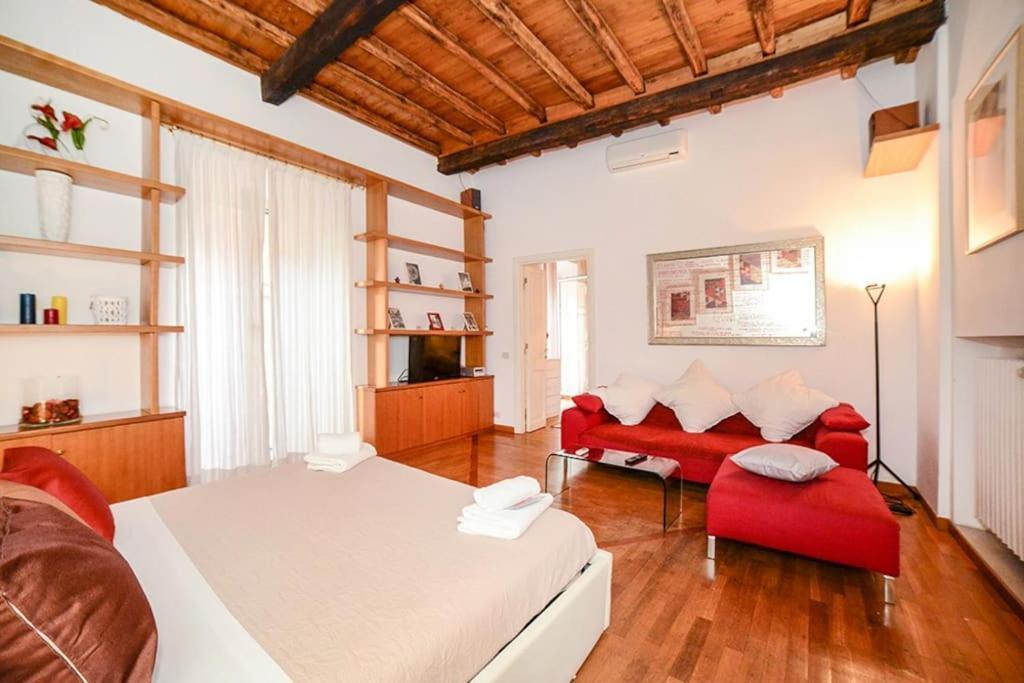 Pantheon 2 - Large In The Hearth Of A Appartement *